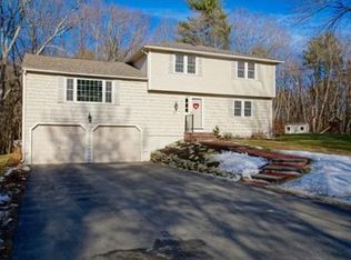 23 Parish Rd, Georgetown, MA 01833