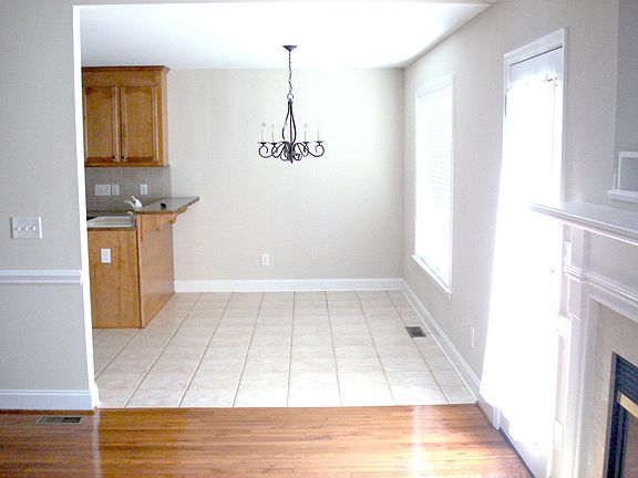 5th image of 319 Landry Dr