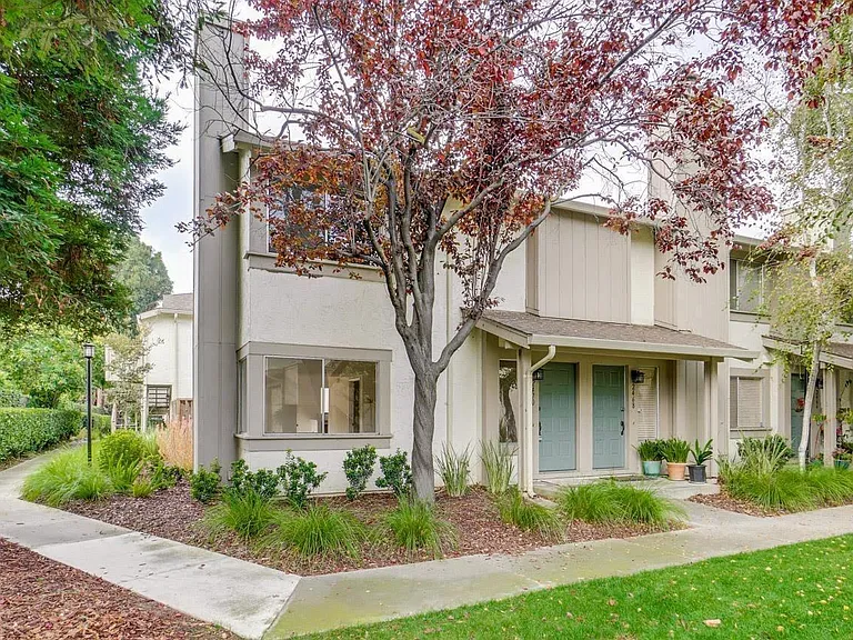 2470 Kimpton Ct — Photo 30