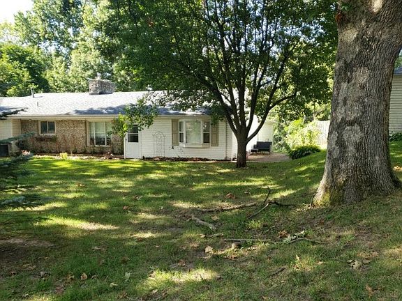 2nd image of 706 Plantmore Dr