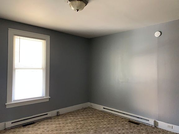 5th image of 2007 Kingston Ave #1