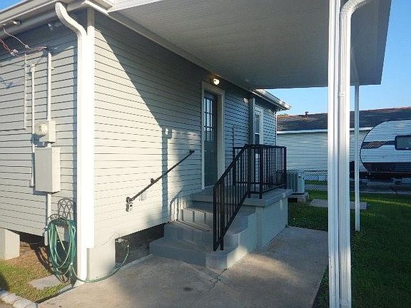 4th image of 623 Gaudet Dr