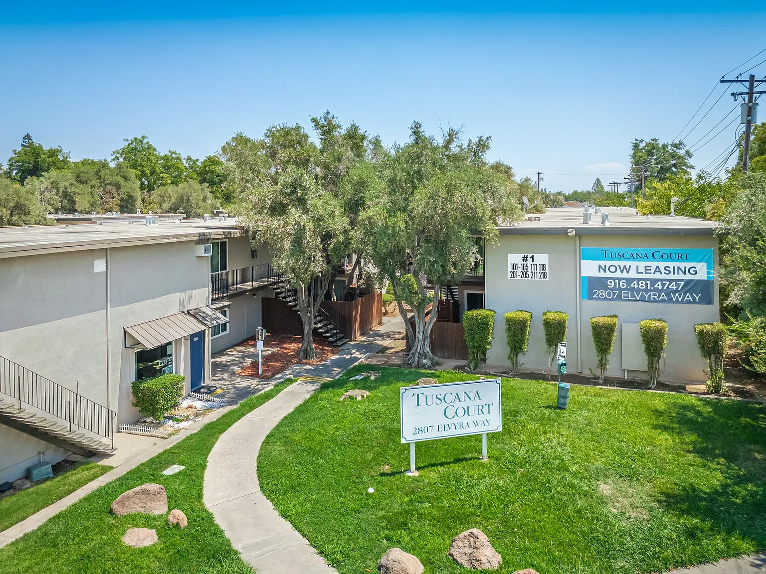 Tuscana Court Apartments — Photo 2