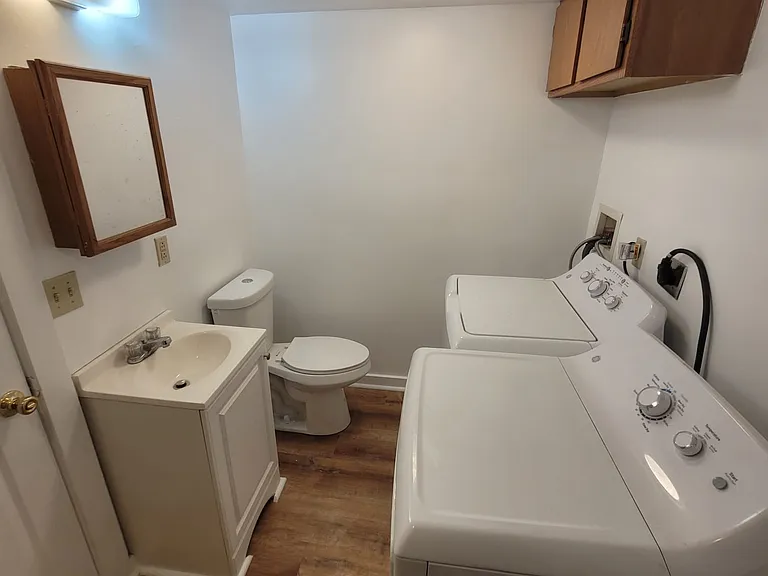 60 Cliff St #A — Photo 4