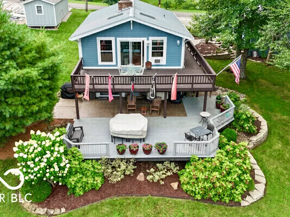 7074 Raccoon Dr, Nineveh, IN 46164