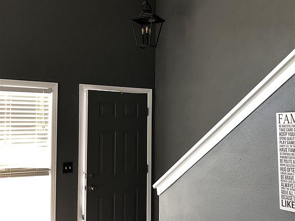 4th image of 3841 Allenhurst Ln