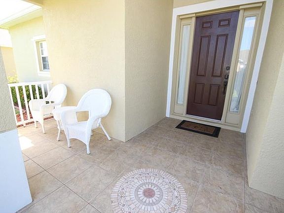 2nd image of 3050 Bay Laurel Cir N