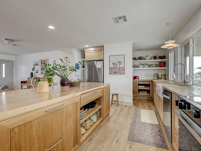 4050 Milky Way Cir — Photo 7