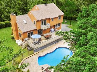 2278 Hunterbrook Rd, Yorktown Heights, NY 10598