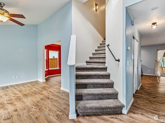 3rd image of 3124 Swordfern Drive NW