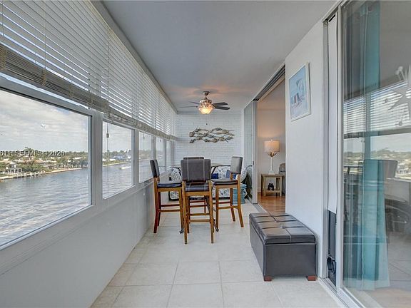 5th image of 401 N Riverside Dr APT 504