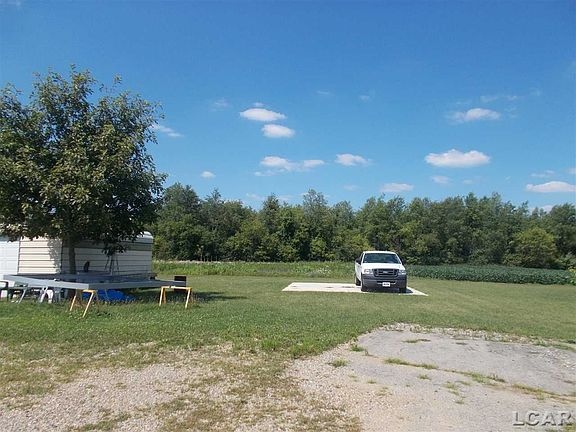 5th image of 10910 Round Lake Hwy