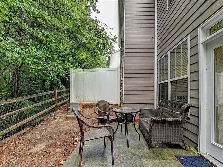 2602 Pierce Brennen Ct — Photo 44