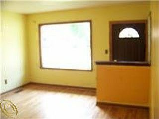 2nd image of 1405 Fort Park Blvd