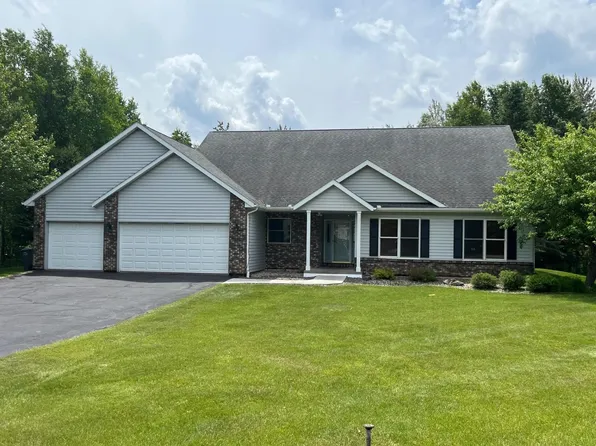 4858 Adrian Ln, Hermantown, MN 55811