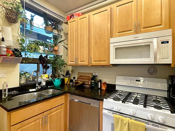 4th image of 2269 N Kedzie Blvd APT 3