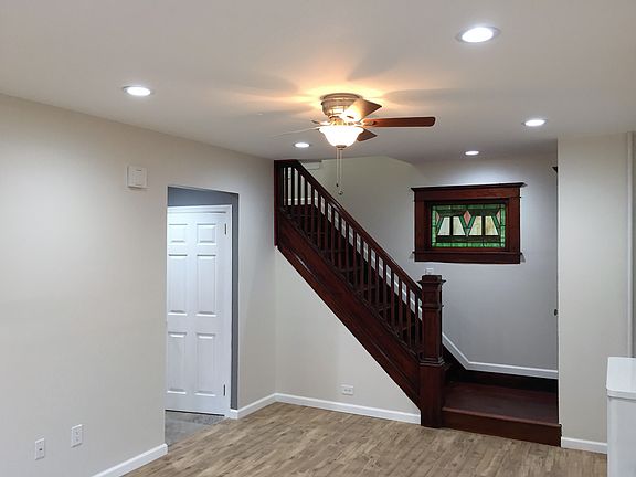 3rd image of 82 Sherwood Ave