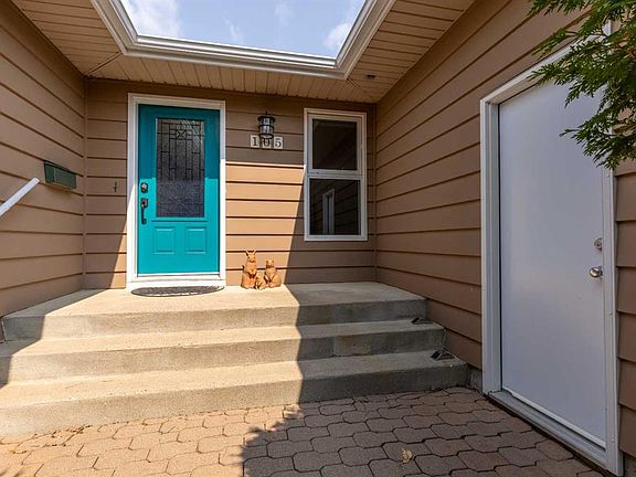 4th image of 105 N Kings Bay S