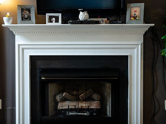 4th image of 2131 Scarlet Oak Ct