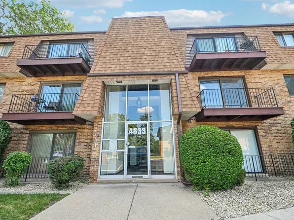 4833 W 109th St APT 203, Oak Lawn, IL 60453