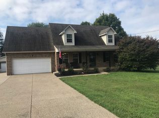 888 Alpar Ln, Shepherdsville, KY 40165