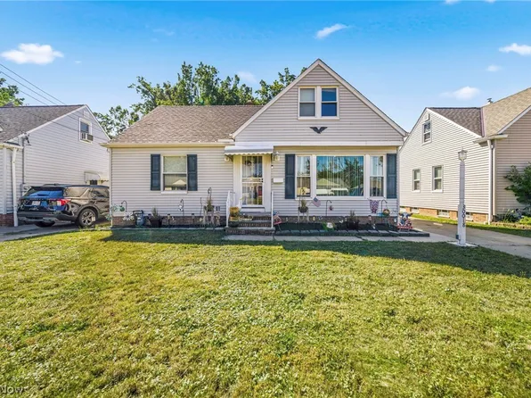 30018 Truman Ave, Wickliffe, OH 44092