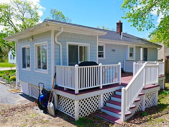 2nd image of 38 Ashley Dr
