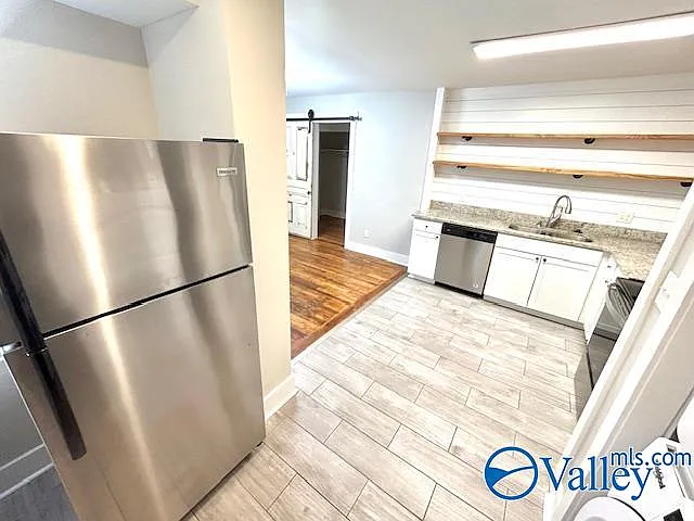 1 bed, 1.0 bath, 970 sqft, $900 — Photo 4