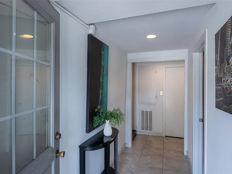 3312-1 Greenbriar St — Photo 13
