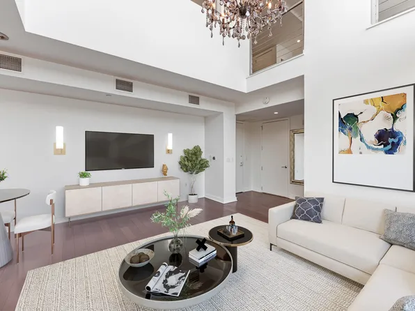 1000 Avenue At Port Imperial image 3 of 29