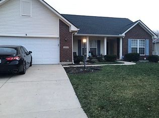 4902 Country Park Dr, Tipp City, OH 45371