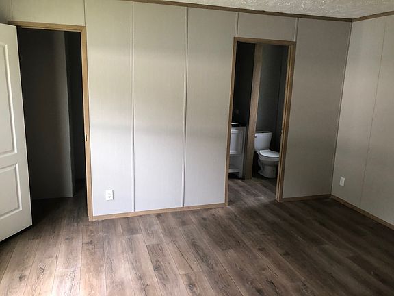 4th image of 9359 103rd St Lot 246