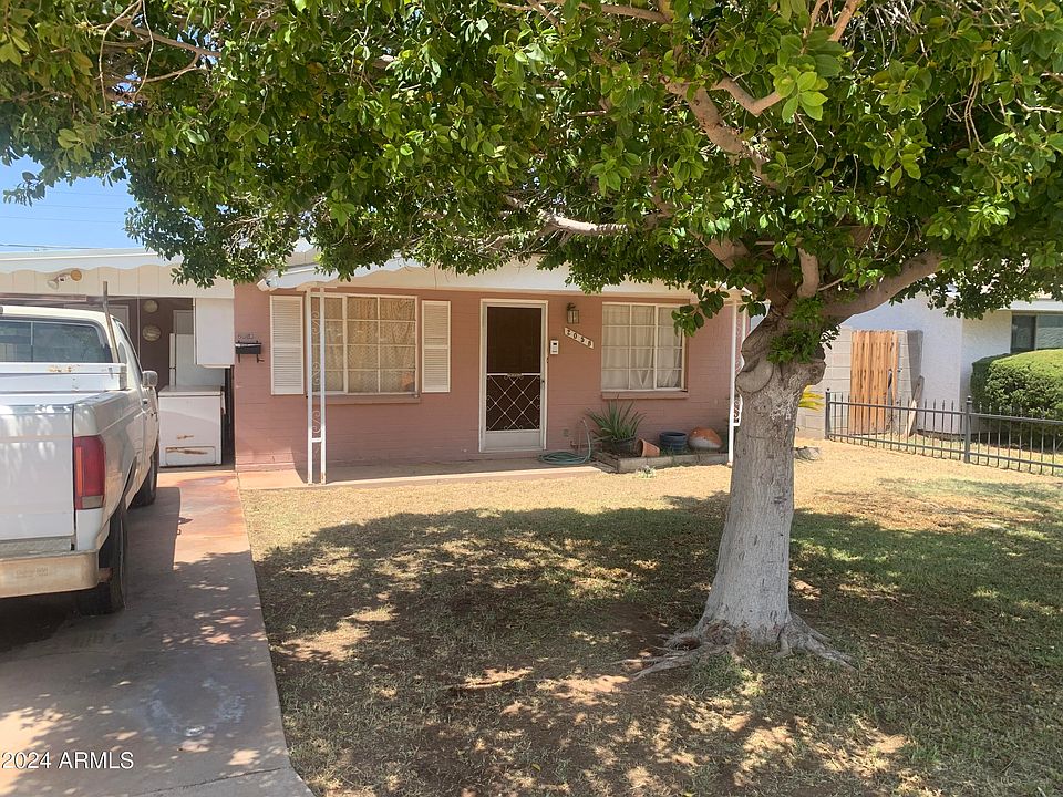 2nd image of 2058 E LEMON Street