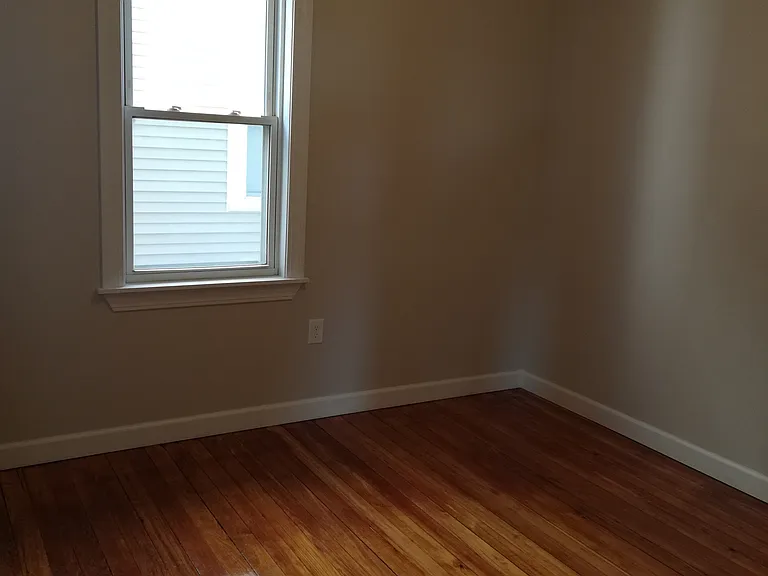 56 Myrtle St #2 — Photo 15
