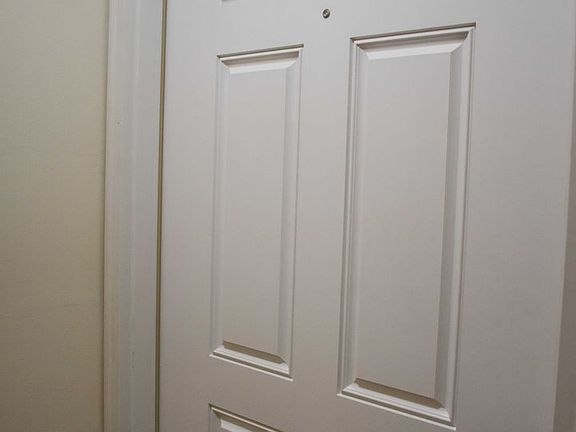 3rd image of 310 S Lincoln Ave #2