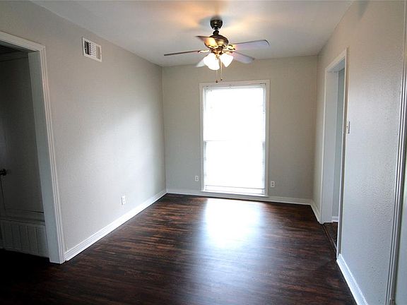 5th image of 3906 Beechwood Ln