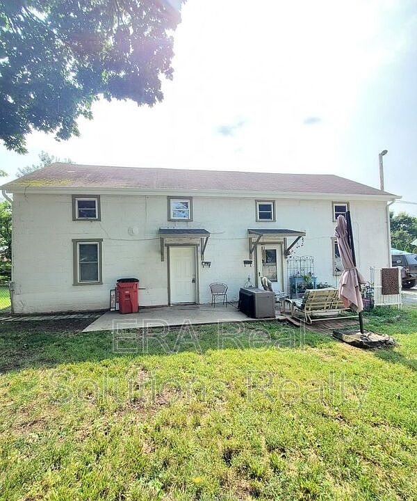 1st image of 3150 Columbus St