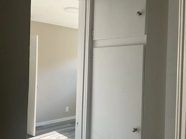 5143 Clara St — Photo 16