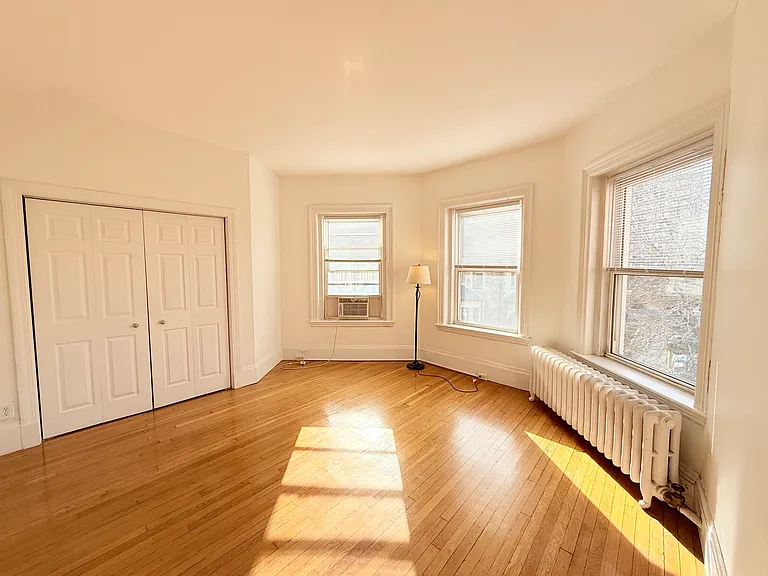 369 Tappan St #12 — Photo 6