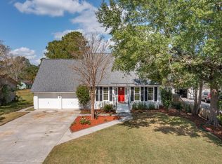 1910 Capri Dr, Charleston, SC 29407