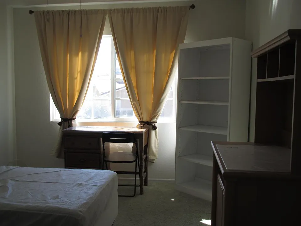 49 Old Wood Rd #ROOM