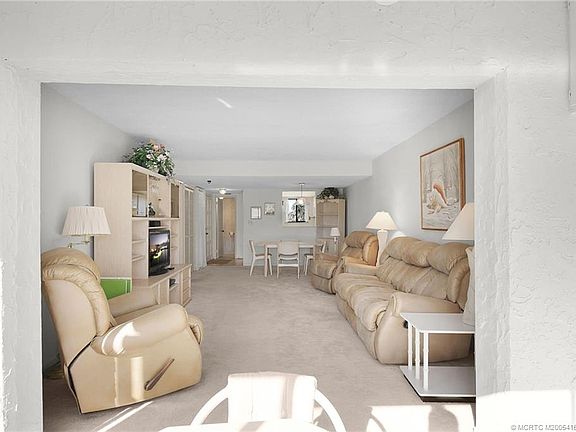 5th image of 5413 SE Miles Grant Rd APT G206