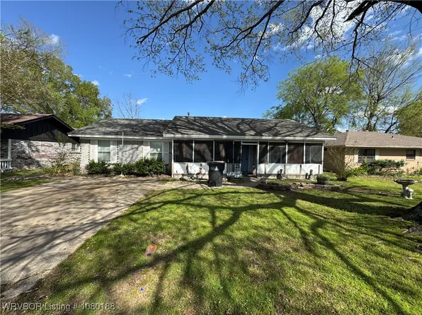 3213 S 92nd St, Fort Smith, AR 72903