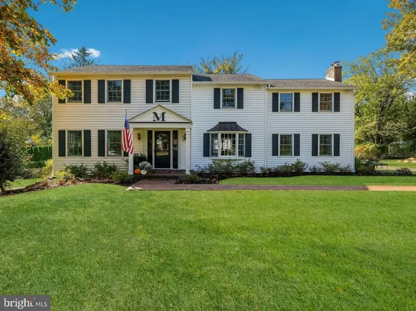 3890 Robin Rd, Furlong, PA 18925
