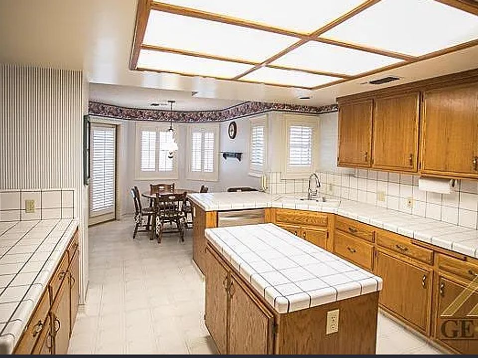 2nd image of 5021 Panorama Dr