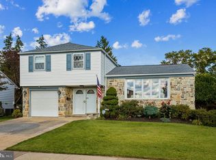 1151 Bloomdale Rd, Philadelphia, PA 19115