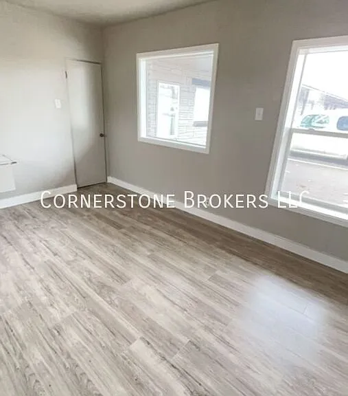 1408 Edison St #117 — Photo 2