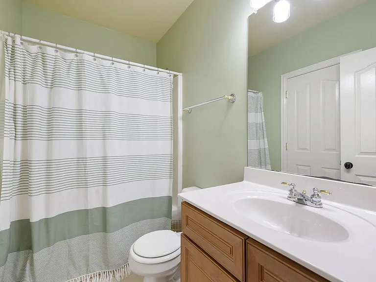 2128 Roswell Dr — Photo 25