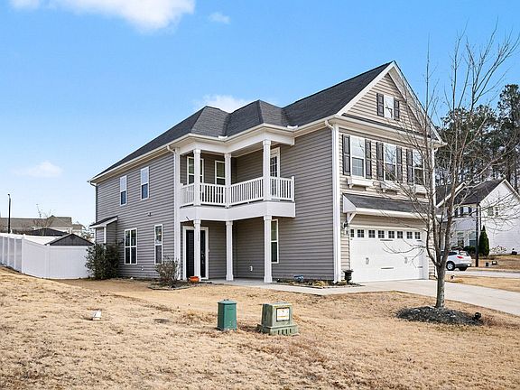 2nd image of 125 Flat Shoal Ln