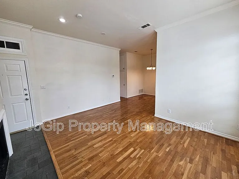 4106 Newton Ave #102 — Photo 7